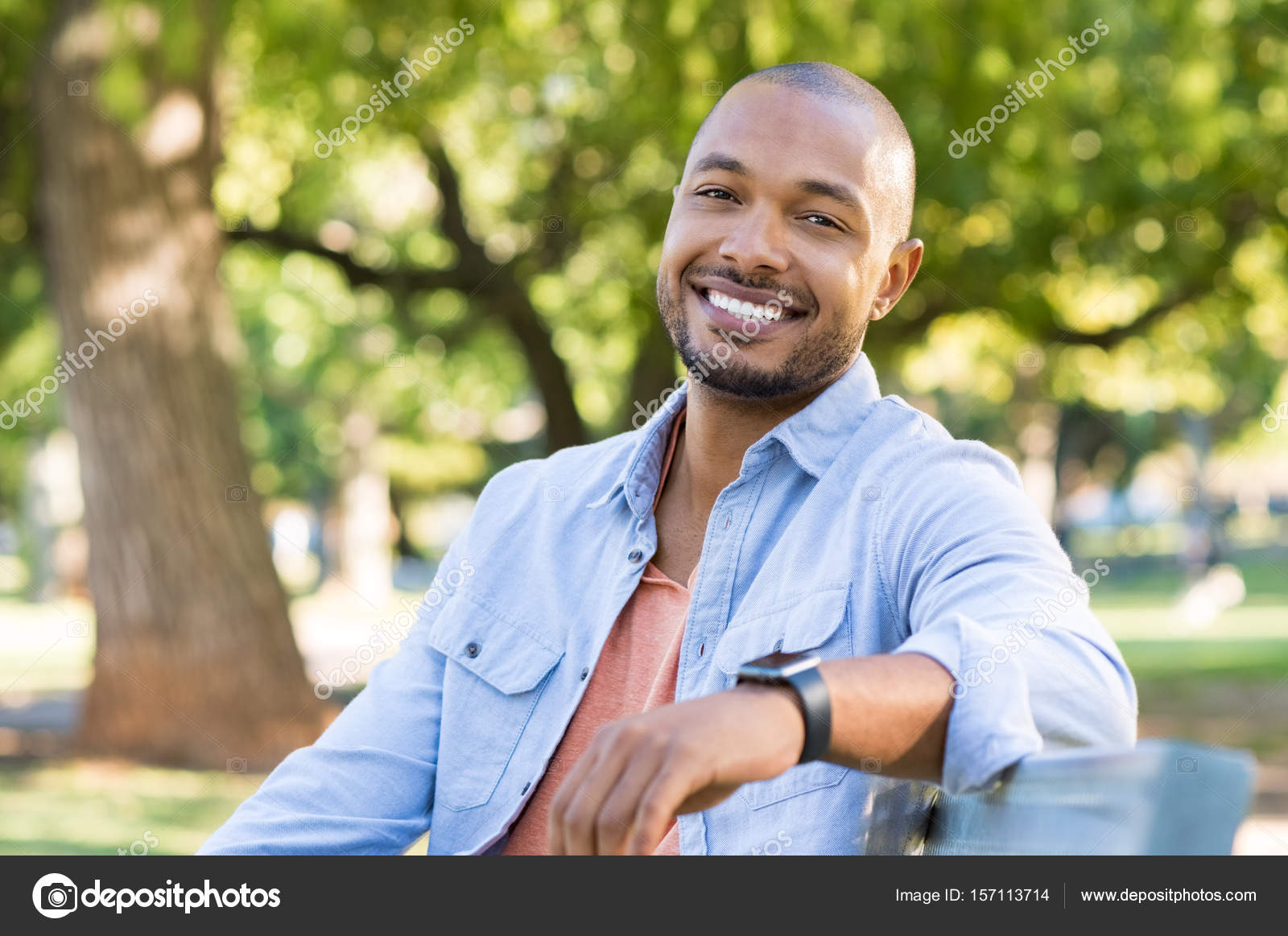 Happy african american man Stock Photo by ©ridofranz 157113714