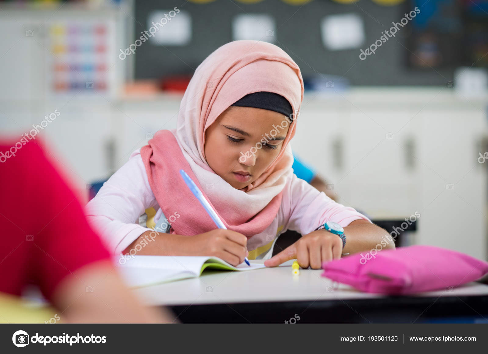 Ipod tuoch arab young sechool girl pic rodriguez