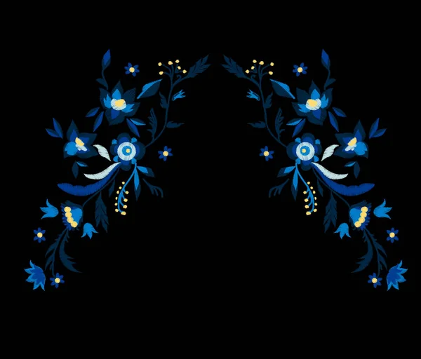 Boceto de bordado de flores de color azul — Vector de stock