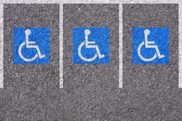 Парковка Инвалидов Асфальте — стоковое фото
