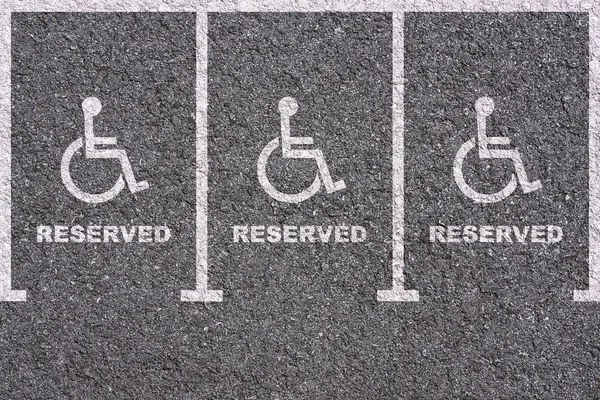 Парковка Инвалидов Асфальте — стоковое фото