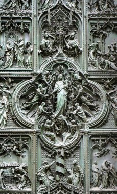 Bronz kapı Katedrali, heykelde doğum İsa, Milan, İtalya