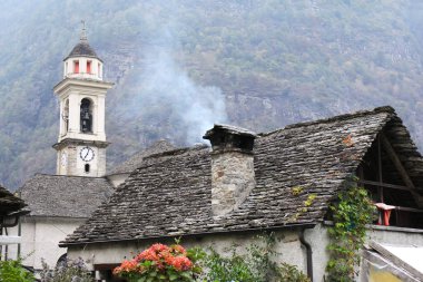 Taş yazlık, Sonogno, İsviçre