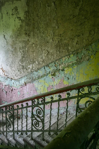 Urbex - Staircase in an abandoned house Royalty Free Stock Photos