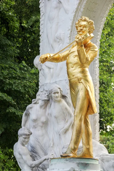 Heykeli müzisyen Johann Strauss, Viyana, Avusturya — Stok fotoğraf