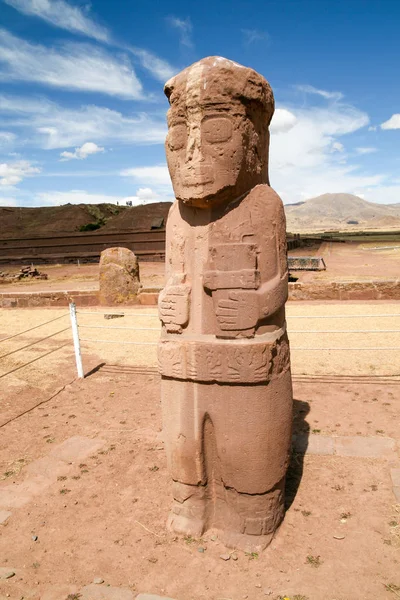 Stone figuur in Tiwanaku, Bolivia — Stockfoto