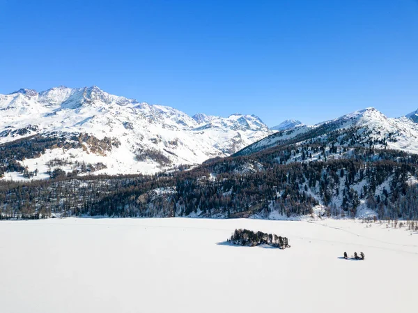 Luchtfoto Van Chaviolas Eilandjes Het Bevroren Meer Van Silsersee Moritz — Stockfoto