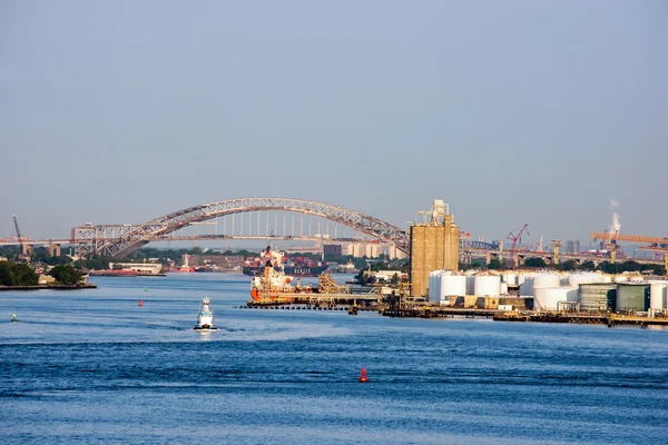 Vista de la renovación del puente de Bayona — Foto de Stock