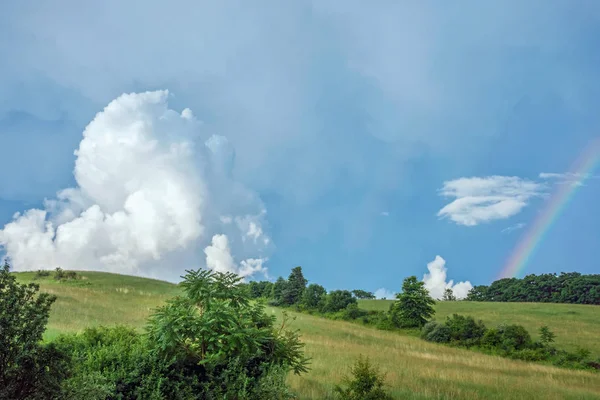 Rainbow and Cloud — Stock Photo, Image