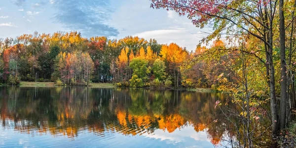 Vakantie Lake Panorama — Stockfoto