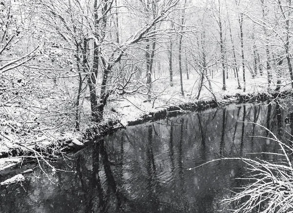 Weamaconk Creek and Snow — Stock Photo, Image