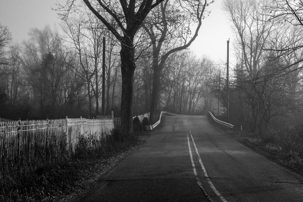 Estrada rural desolada — Fotografia de Stock