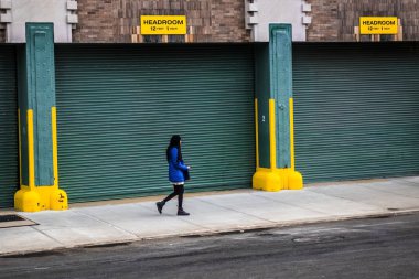 Yalnız Nyc yürüyüş