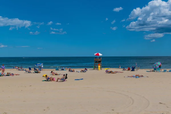 Ponto na praia — Fotografia de Stock