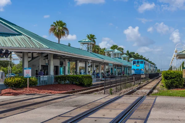 Trainen op station — Stockfoto