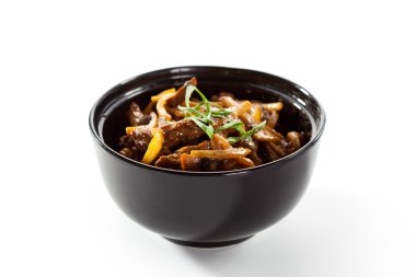 Mantar kase ile sığır eti