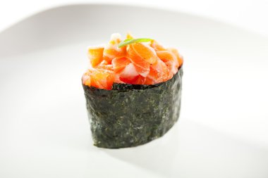 Gunkan suşi Roll