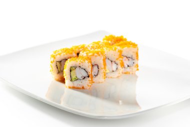 Tobiko suşi Roll