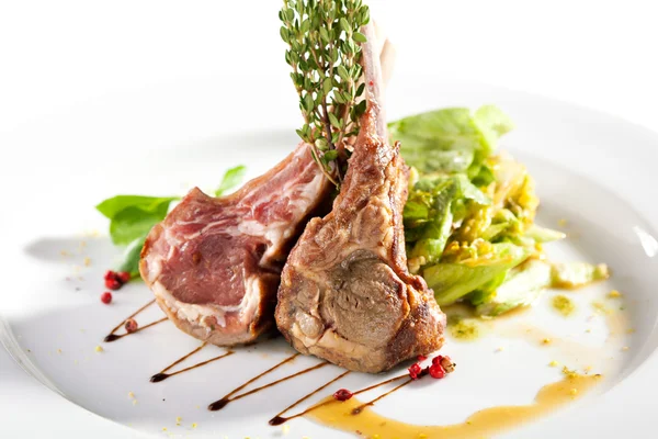 Costoletta di agnello alla griglia — Foto Stock