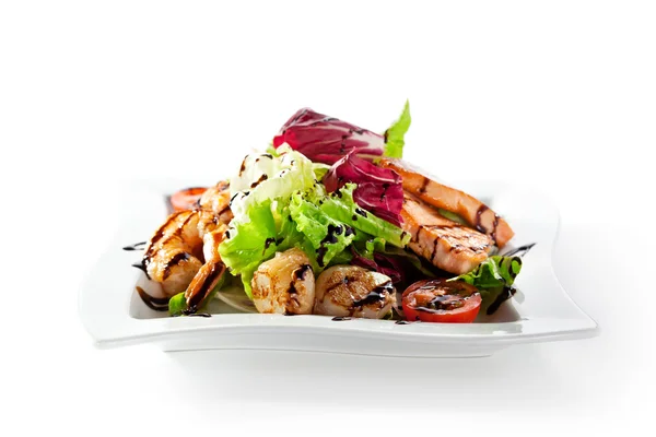 Salada de frutos do mar grelhados — Fotografia de Stock