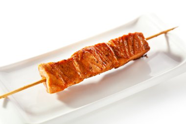 Asya tarzı somon bile delip