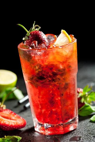 Mojito di fragole fresche — Foto Stock