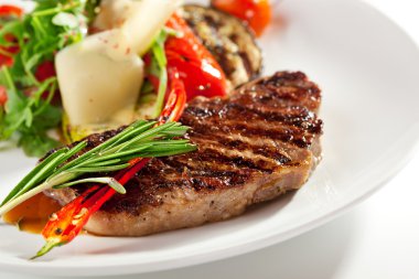 Barbekü eti biftek