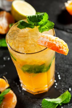 Mandalina Mojito kokteyl