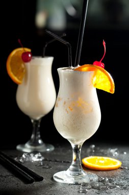 pina colada kokteyli
