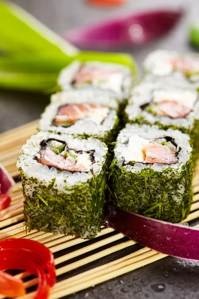 Sushi verde di Maki — Foto Stock