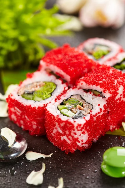 Rotolo di sushi di mitili — Foto Stock