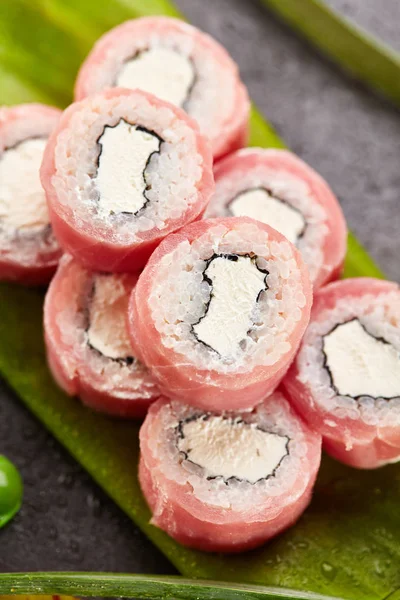 Maki suşi roll — Stok fotoğraf