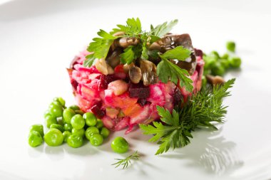 Pancar ve patates salatası