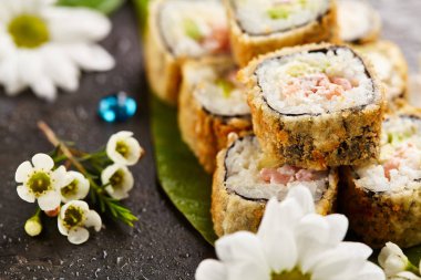 tempura suşi roll