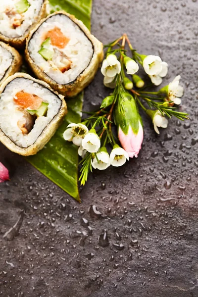 Tempura sushi roll — Zdjęcie stockowe