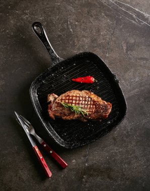 Izgara şerit biftek