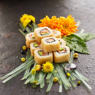 Tempura Maki Sushi Roll