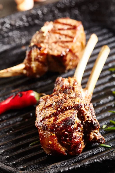 Rack di agnello Barbecue — Foto Stock