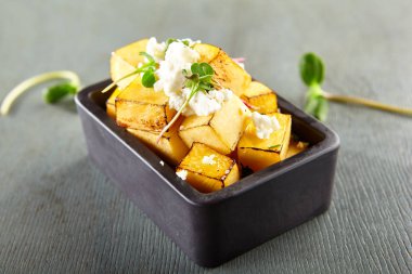 Peynir ile kızarmış kabak