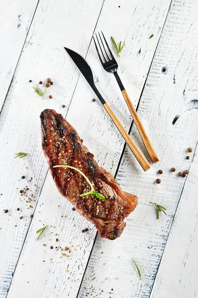 Delicious Grilled Striploin Steak — Stock Photo, Image