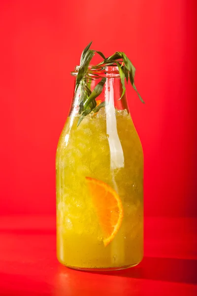 Cocktail estivo alla limonata — Foto Stock