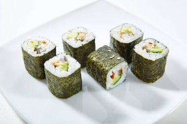 Maki suşi roll