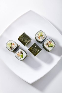 Maki suşi roll