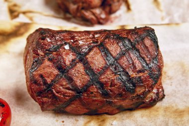 Sığır eti biftek yemek