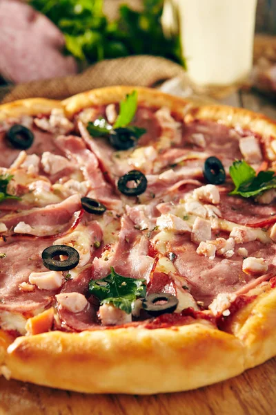 güzel taze pizza