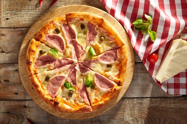 güzel taze pizza