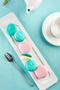 Parlak renkli macaroons
