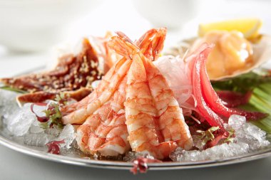 Restoranda nefis Asya menü