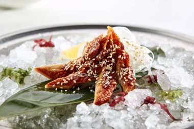 Restoranda nefis Asya menü