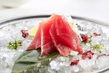 Restoranda nefis Asya menü